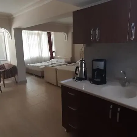 Hotel Selina 3*