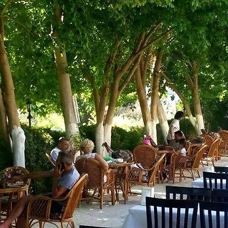 Selina Hotel Guzelcamli